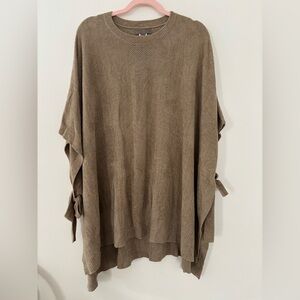 Barefoot Dreams CozyChic Ultra Lite Hi Low Poncho w Side Ties S/M